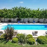 Ferienhaus Tona *