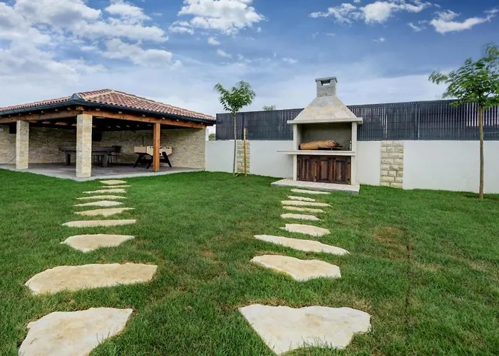 Дом отдыха Tona