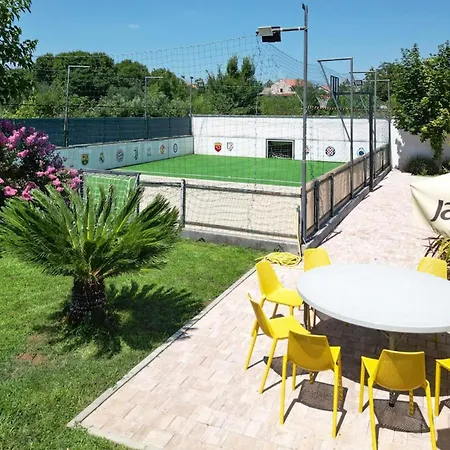 Vakantiehuis Tona